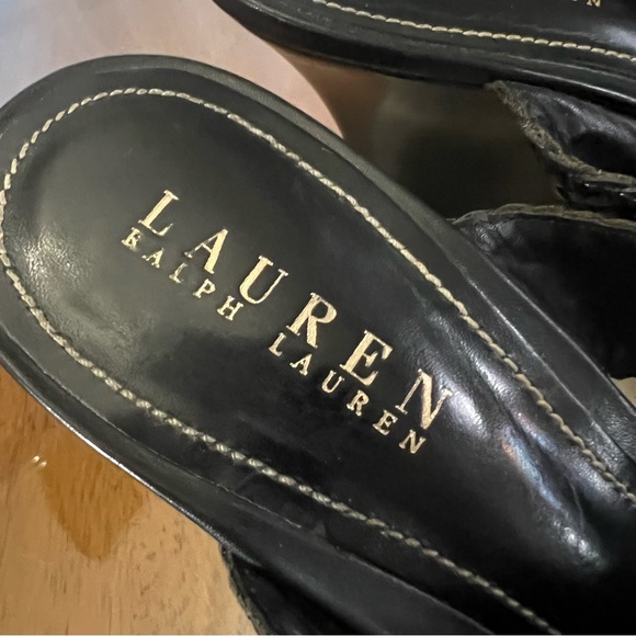 Lauren Ralph Lauren McKenna Wedge
Thong Sandals Black Leather Good Condition - Picture 4 of 11
